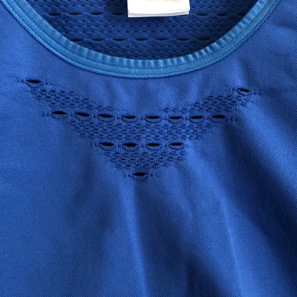 Gymshark Crop‎ Top - Picture 3 of 9